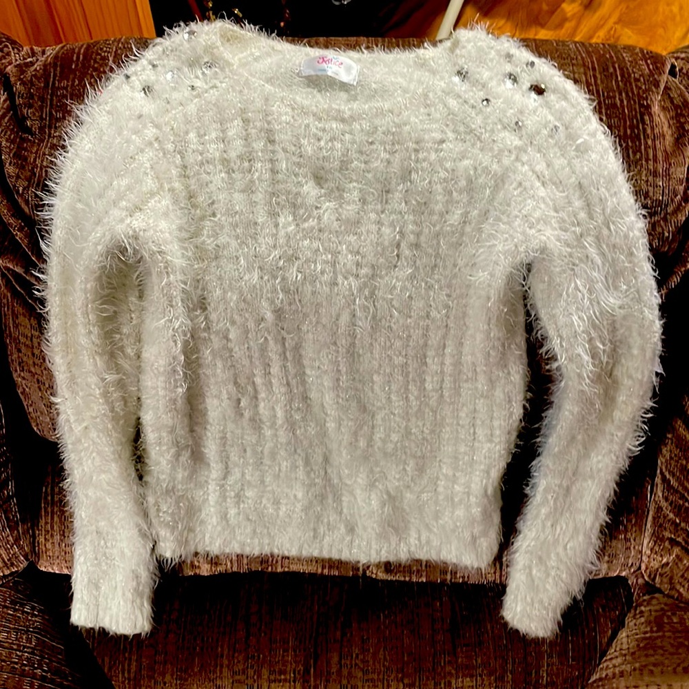 Justice sweater